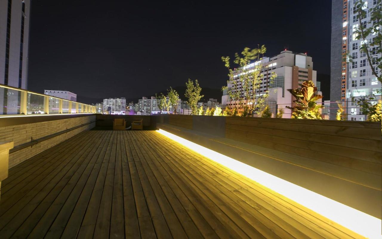 Hotel Lazy Heaven Changwon Exteriör bild