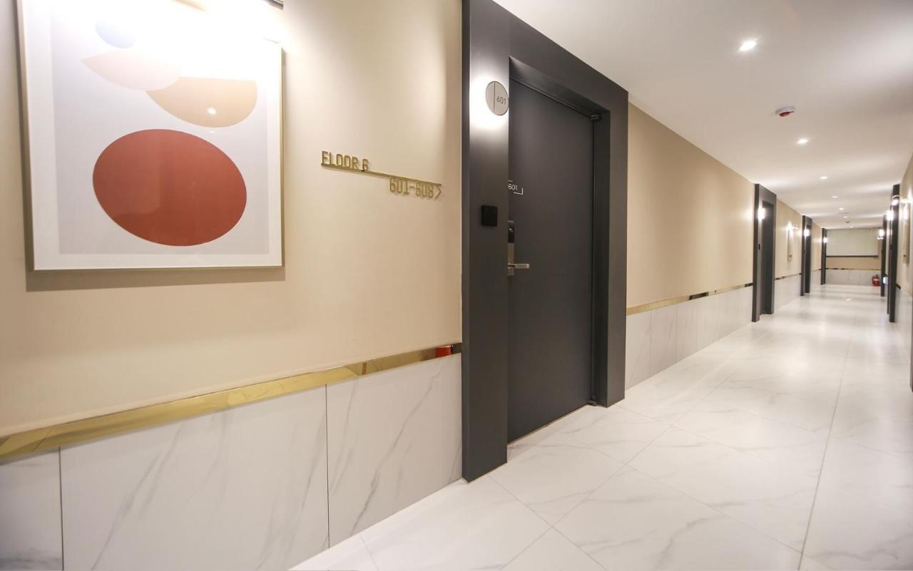 Hotel Lazy Heaven Changwon Exteriör bild
