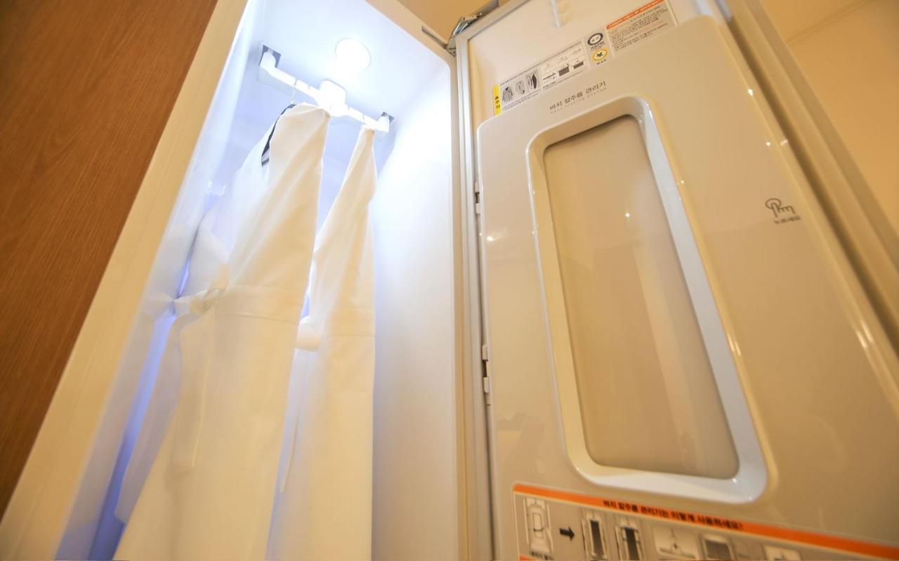 Hotel Lazy Heaven Changwon Exteriör bild