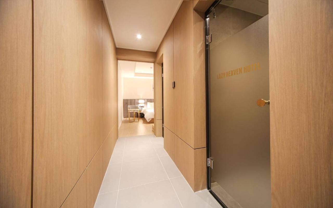 Hotel Lazy Heaven Changwon Exteriör bild