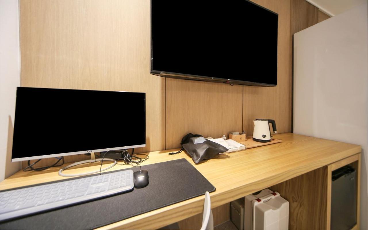 Hotel Lazy Heaven Changwon Exteriör bild